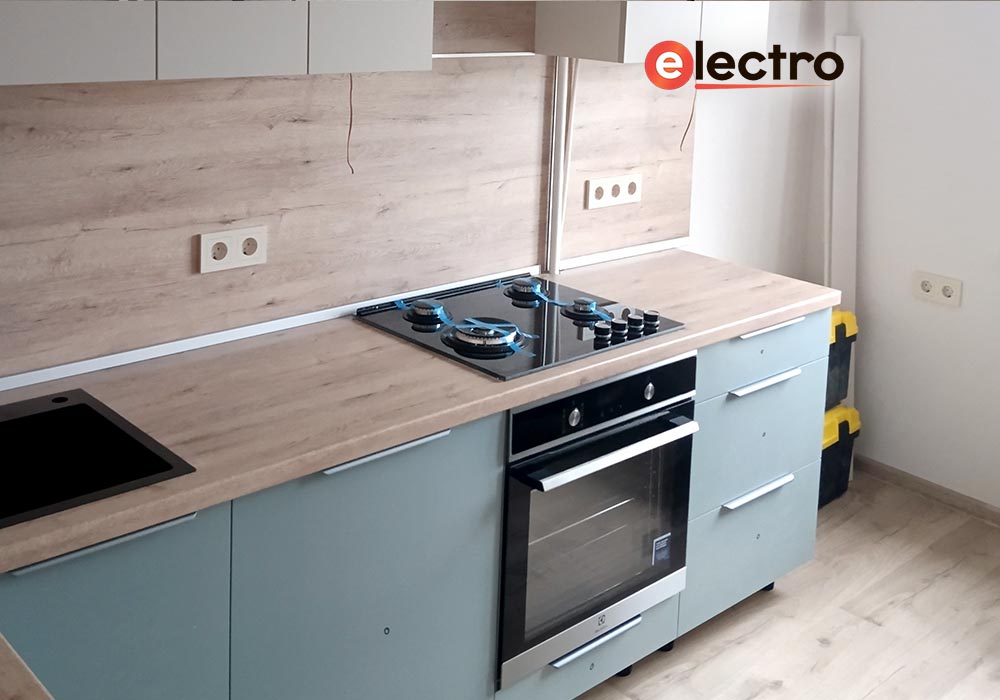 Чистовые работы по подключению розеток Schneider Electric серии AtlasDesign