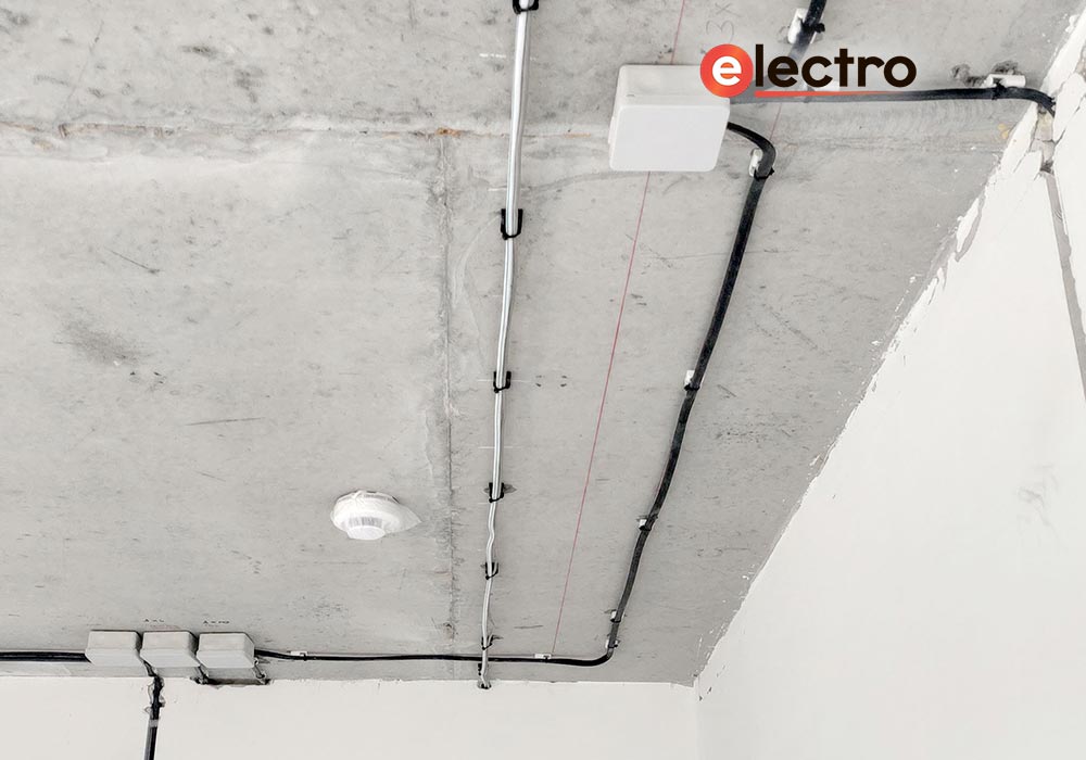 Замена электропроводки в евродвушке ЖК "АКВИЛONLINE"