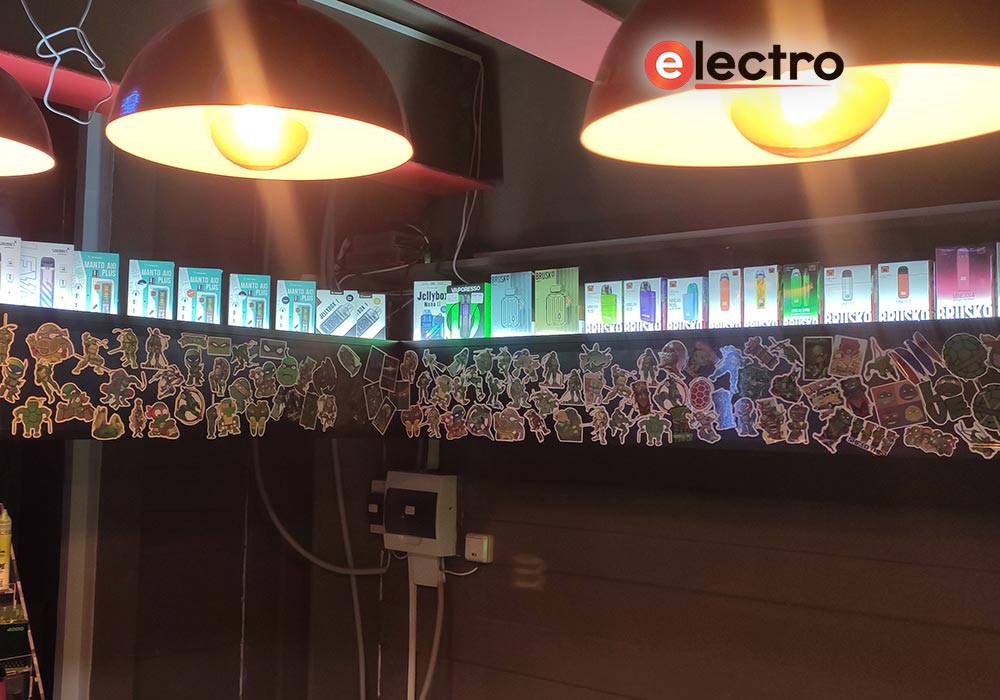 Монтаж и подключение светодиодной подсветка полок