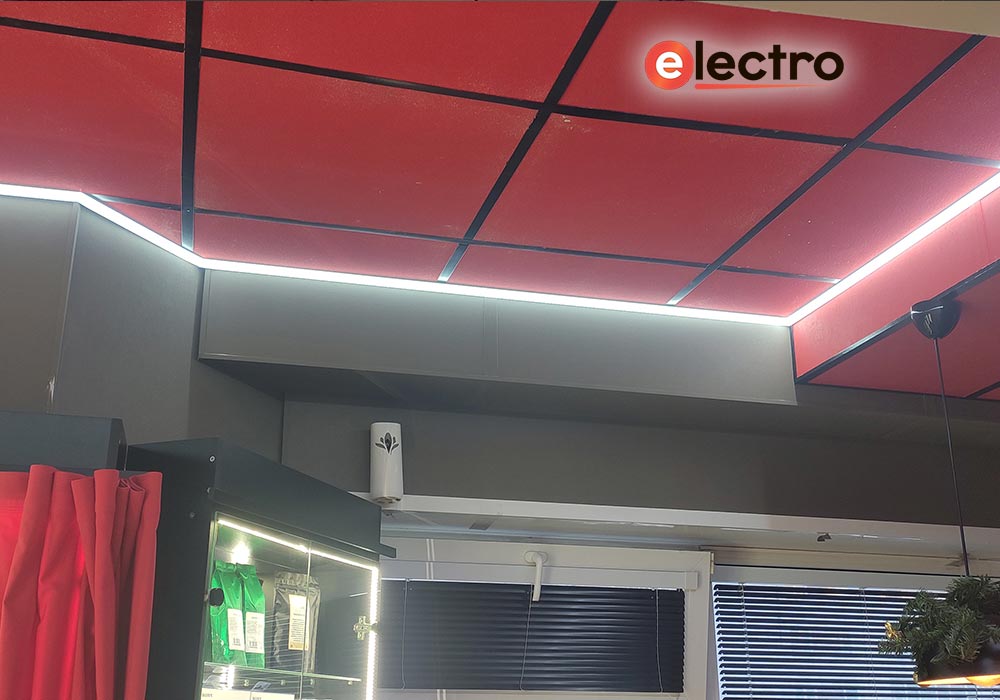 Монтаж светодиодной подсветки потолка