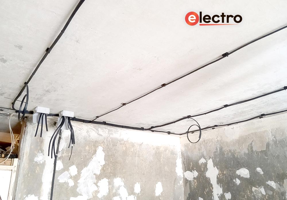 Замена электропроводки в комнате