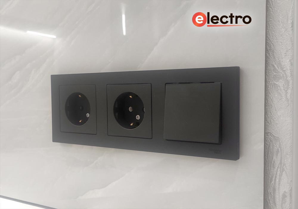 Подключение розеток Schneider Electric серии Atlas Design в черном исполнении