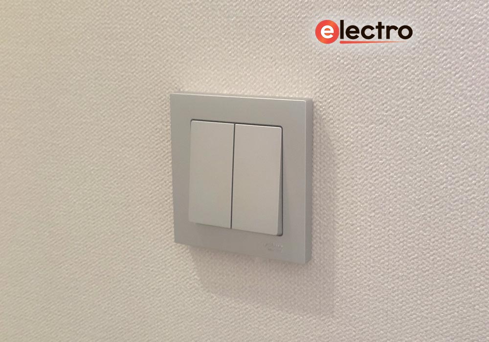 Модернизация сети освещения в комнате, монтаж дополнительных розеток